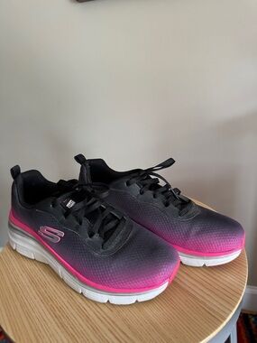 Skechers Women's Black to Hot Pink Gradient Slip-On Athletic Sneakers